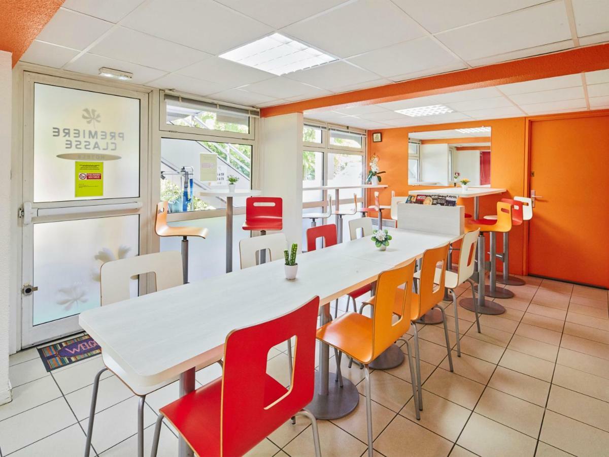 Premiere Classe Melun Senart Vert-Saint-Denis Exterior photo